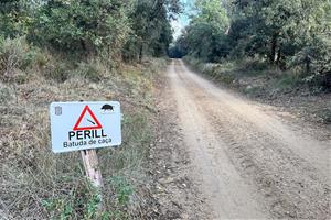 Senyalització de batudes en un espai natural. Generalitat de Catalunya