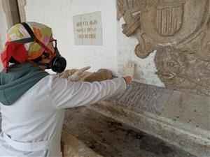 S’inicien les tasques de restauració del sarcòfag paleocristià i elements del l’entorn del Racó de la Calma de Sitges. Ajuntament de Sitges