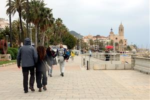 Sitges comença a recuperar el turisme en el primer cap de setmana sense confinament comarcal