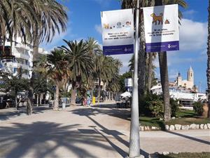 Sitges insisteix en el control sobre els actes incívics vinculats a la tinença de gossos. Ajuntament de Sitges