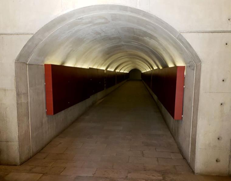 Túnel accés ascensor Alcassaba de Màlaga. Eix