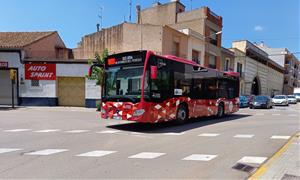 Vilafranca estrena un nou servei de bus urbà a la demanda els diumenges i festius. Ajuntament de Vilafranca