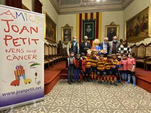 Vilafranca rep la cullera de fusta del 21è torneig d’hoquei Joan Petit Nens amb Càncer