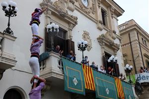 Vilafranca viu un Sant Fèlix reivindicatiu per reclamar un protocol que permeti fer castells sense límit de persones