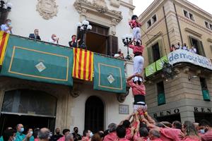 Vilafranca viu un Sant Fèlix reivindicatiu per reclamar un protocol que permeti fer castells sense límit de persones