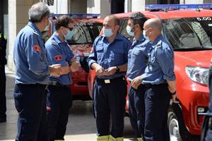 Vilanova plora la mort d'un bomber de 30 anys en un incendi en la seva segona guàrdia al cos