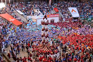 7d7 dels Bordegassos de Vilanova durant la primera ronda del Concurs de Castells de Tarragona d'aquest dissabte