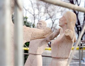 Acaba la restauració del monument La Sardana de Montjuïc, vandalitzat l'octubre del 2020. ACN