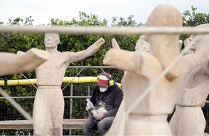 Acaba la restauració del monument La Sardana de Montjuïc, vandalitzat l'octubre del 2020