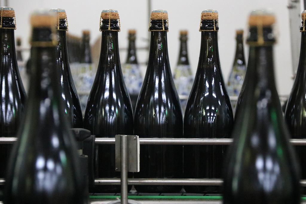 Acció Climàtica situa entre 86,8 i 96,6 cèntims els costos d’un litre de vi per elaborar cava. ACN