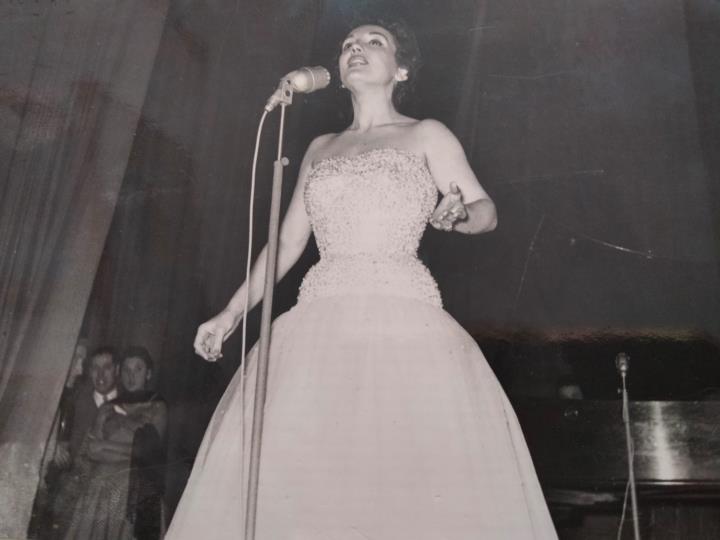 Gloria Lasso. 100 anys