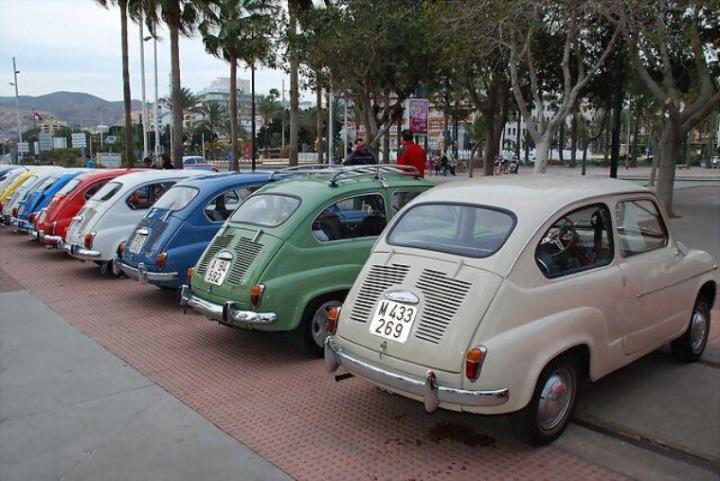 La  Volta a Espanya amb Seat 600, a l'Arboç