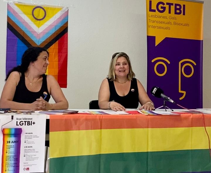 Vilafranca del Penedès commemora el Dia internacional per l’alliberament LGTBI+