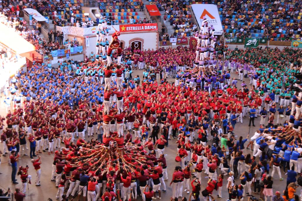 Aleta del 4d8 dels Nens del Vendrell 4d8 durant la primera ronda del Concurs de Castells de Tarragona d'aquest dissabte. ACN