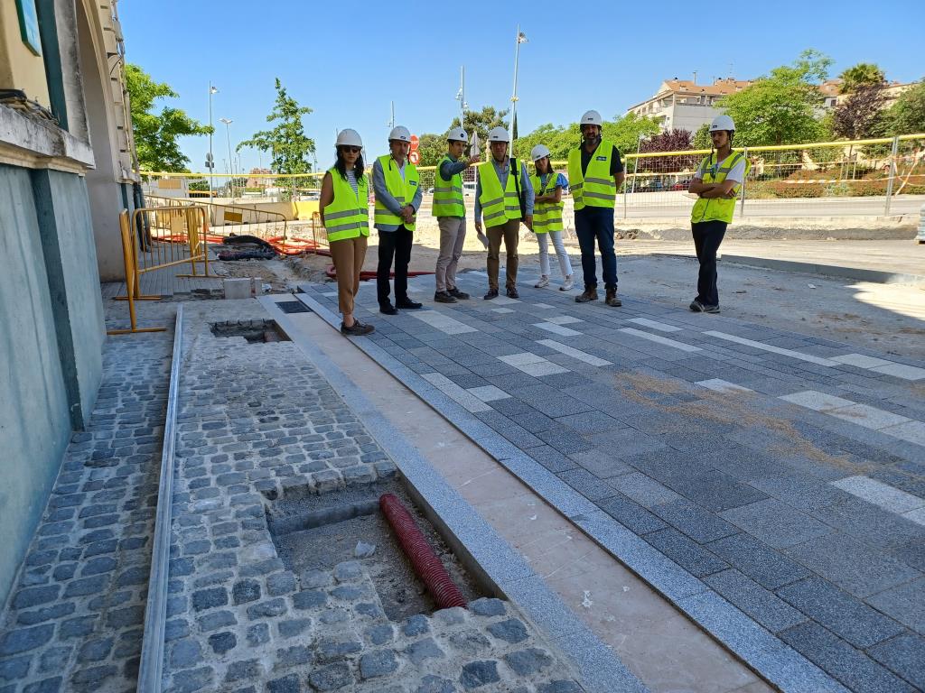 Avancen les obres del carrer Comerç de Vilafranca. Ajuntament de Vilafranca