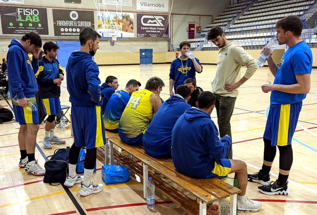 Banqueta del CNB Vilanova Cerveseria La Parròquia . Eix