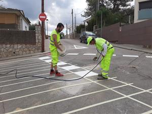 Canyelles pacifica el trànsit per crear un entorn segur a la zona escolar i esportiva