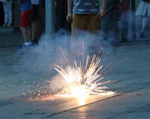 Canyelles restringeix l'ús de pirotècnia durant la revetlla de Sant Joan. ACN