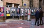 Cartells electorals a les eleccions franceses. ACN 