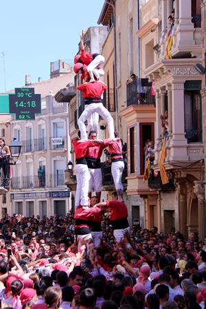 Castellers de Vilafranca, Vella de Valls i Jove de Tarragona descarreguen 3d9f i 4d9f a la diada de l'Arboç