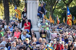 Concentració a l'Arc del Triomf organitzat per les entitats independentistes amb motiu del cinquè aniversari de l'1-O . ACN / Jordi Borras