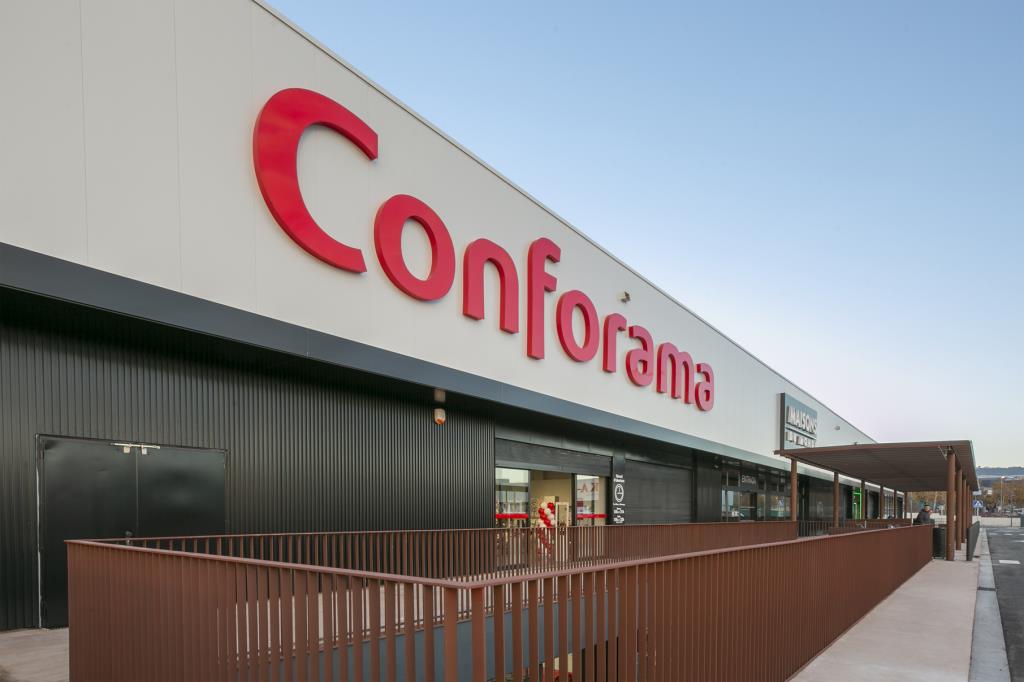 Conforama registra més de 35.000 visites en les primeres setmanes d'obertura a Vilanova. Conforama