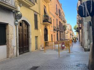 Confusió entre els conductor pels talls dels carrers i canvis de sentit per obres al centre urbà de Vilanova 