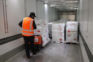 Creu Roja envia a Hongria tres tràilers amb ajuda humanitària per a més d'11.000 afectats per la guerra a Ucraïna