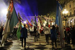 Crits i llàgrimes per acomiadar l'edició més esperada del carnaval de Vilanova