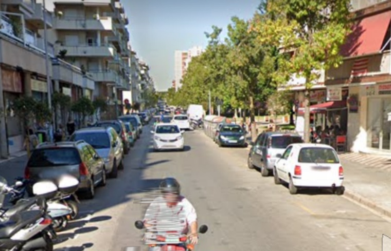 De nou, el carril bici de Francesc Macià sense diàleg. Google Maps