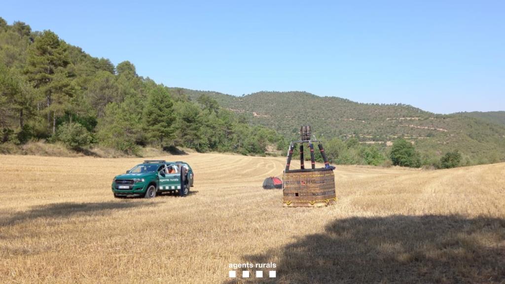 Denunciat per enlairar-se en globus aerostàtic a Òdena, una de les activitats suspeses per l'onada de calor. Agents Rurals