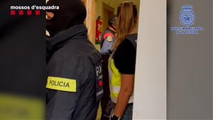 Desmantellen un grup criminal molt actiu especialitzat en cometre robatoris arreu de Catalunya. Mossos d'Esquadra