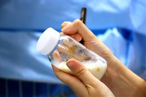 Donar llet materna: un petit gest per ajudar els nadons prematurs a enfortir el seu sistema immunològic