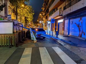 Dos policies de Vilanova, ferits en un accident aquesta matinada contra un conductor ebri
