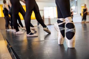 El Casal de Vilafranca publica una recerca sobre els 75 anys de la Ssecció de Ballet i la figura d’Assumpta Trens. Casal de Vilafranca