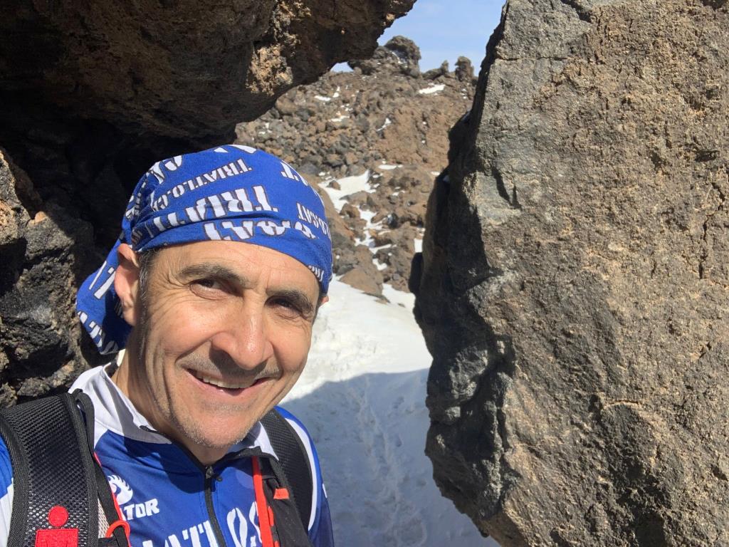 El doctor vilanoví Joan Escala farà un Ironman per recaptar fons per l'ELA. EIX