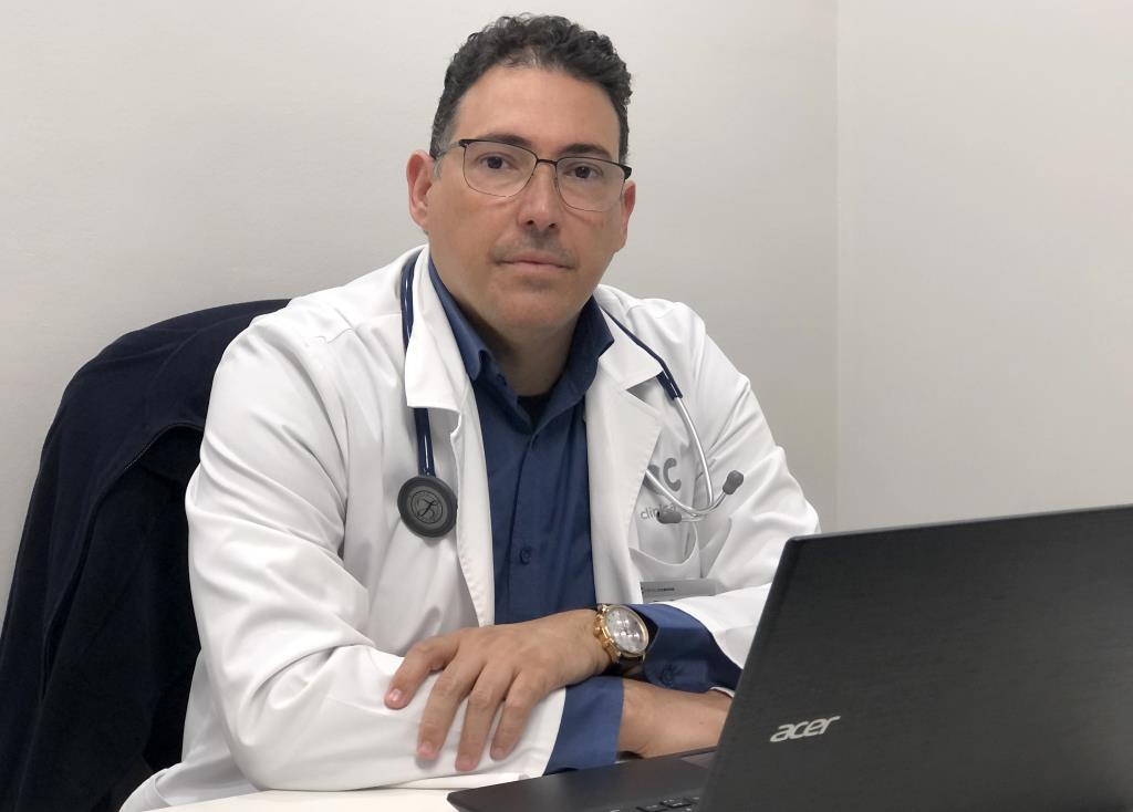 El Dr. Yoel Coto és el director mèdic del nou servei de Cardiologia de Clínica CEMO. EIX
