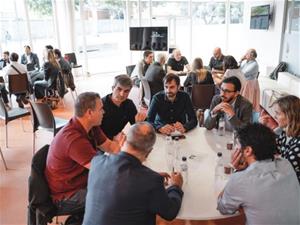 El laboratori de realitats immersives de Neàpolis reuneix 35 empreses per promoure projectes conjunts. Ajuntament de Vilanova