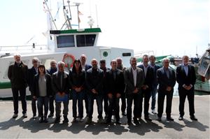 El sector de la pesca es reivindica a Vilanova i la Geltrú amb un manifest conjunt del món local en defensa del seu futur