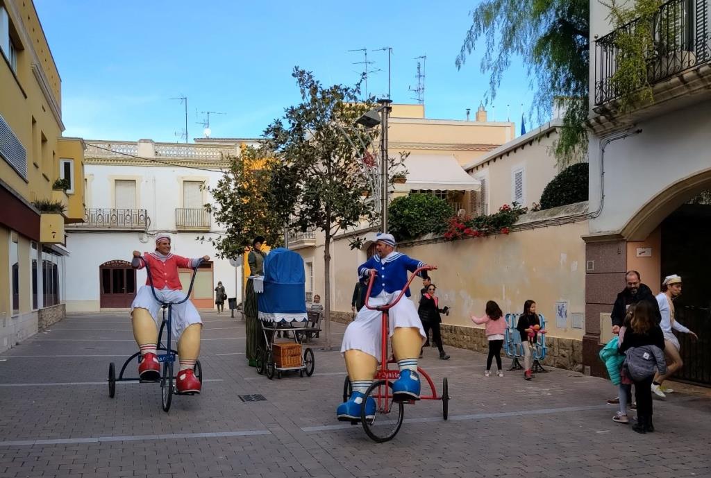 El teatre la Bòbila de les Roquetes presenta la nova temporada amb espectacles per a tots els públics. Ajt Sant Pere de Ribes