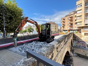 El Vendrell amplia l’illa de vianants a l'altra banda de la riera. Ajuntament del Vendrell