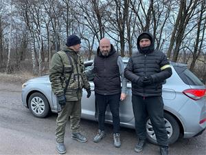 El xef penedesenc Andrés Torres porta aliments a Ucraïna