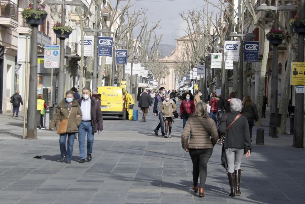 Els comerciants de Vilanova i la Geltrú avisen l'Ajuntament que és “inviable” obrir els diumenges i festius. ACN