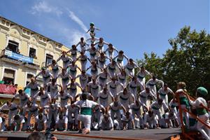 Els Falcons de Vilafranca recuperen la pira 6/6 per festa major. Falcons de Vilafranca