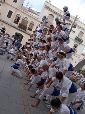 Els Falcons de Vilanova culminen l’any del 50è amb un superfocking de 50 puntes pel dia de la colla