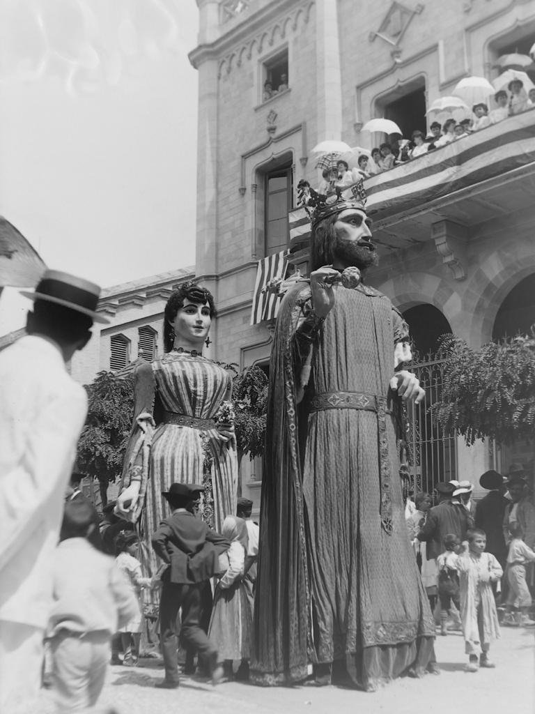 Els Gegants vells de Sitges celebren el 125è aniversari amb imatge renovada. Ajuntament de Sitges