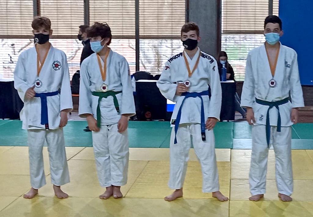 Els judoques del Club Judo Vilafranca-Vilanova. Eix