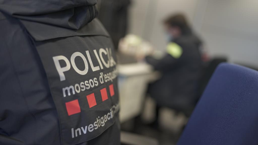 Els Mossos investiguen un cas de ferit per arma de foc a Calafell. Mossos d'Esquadra