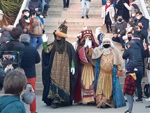 Els Reis Mags tornen a il·lusionar als carrers després d'un any sense cavalcades