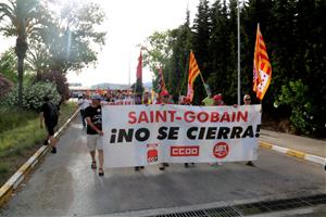 Els treballadors de Saint Gobain celebren el pla industrial de 14 MEUR però insisteixen en la retirada de l'ERO. ACN